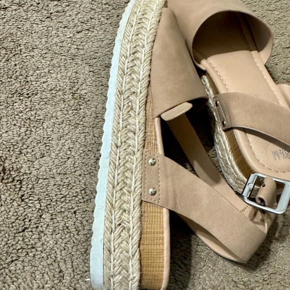Casual Espadrilles - Picture 5 of 5